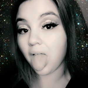 Meet your Posher, Mercedes